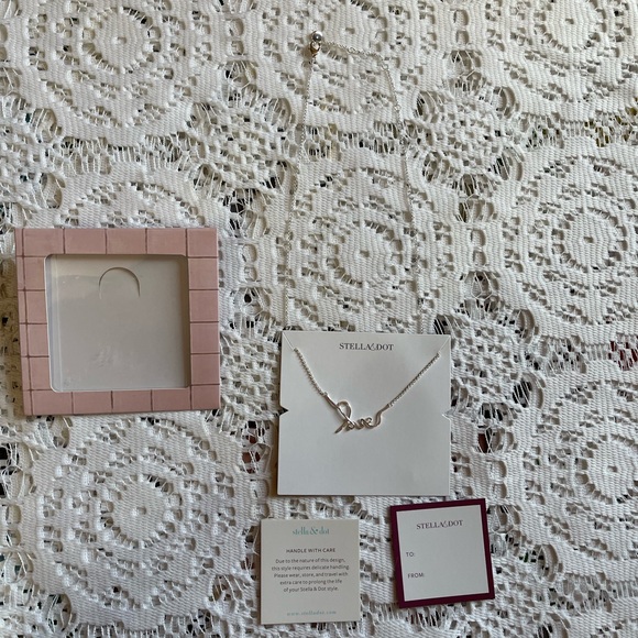 Stella & Dot Jewelry - Stella & Dot Silver Love Necklace